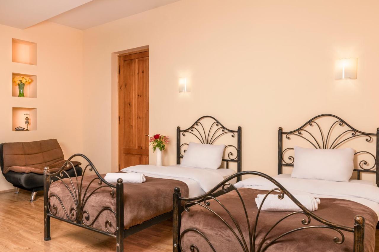 Hotel Vaki Tbilissi Extérieur photo