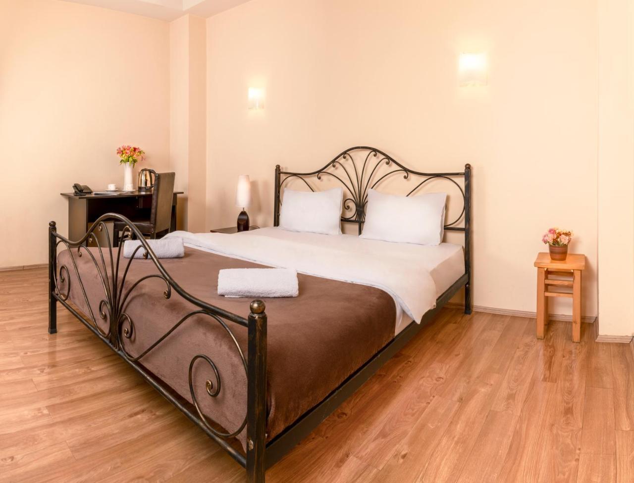 Hotel Vaki Tbilissi Extérieur photo
