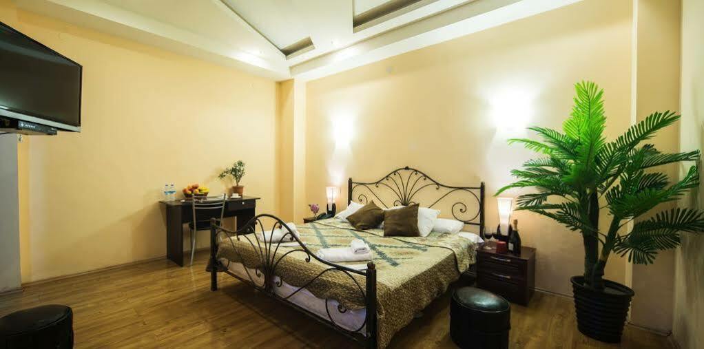 Hotel Vaki Tbilissi Extérieur photo